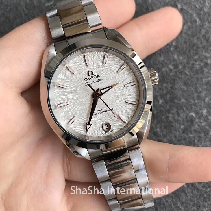 VS厂欧米茄女款海马系列一比一复刻手表 (2).jpg