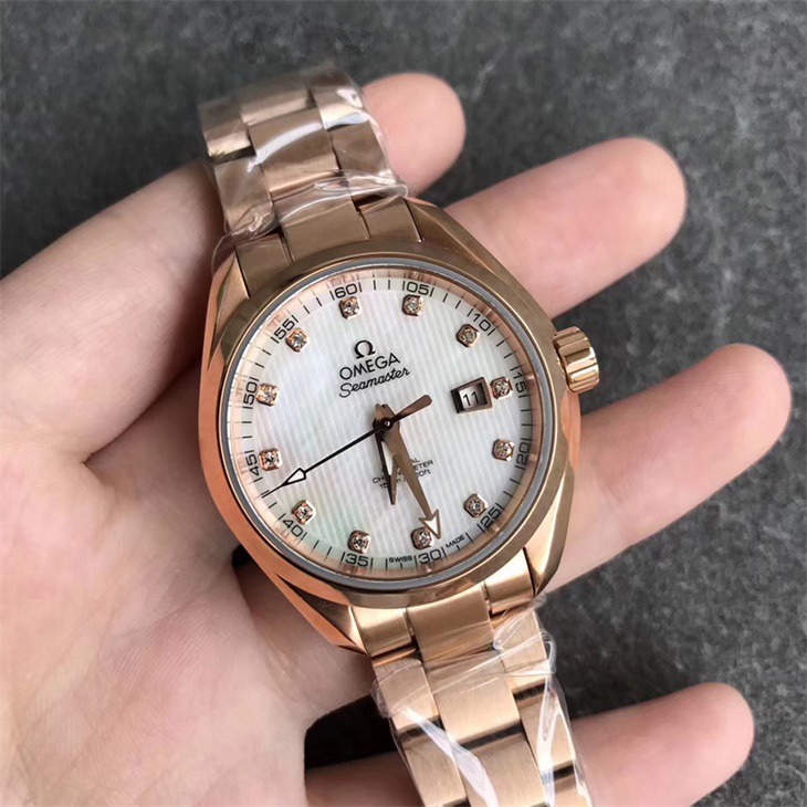 【V6厂】欧米茄海马系列150M女款全金白面钻丁一比一精仿手表 (2).jpg