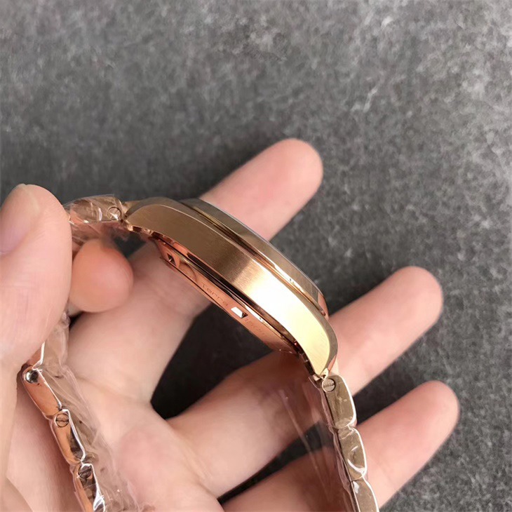 【V6厂】欧米茄海马系列150M女款全金白面钻丁一比一精仿手表 (4).jpg