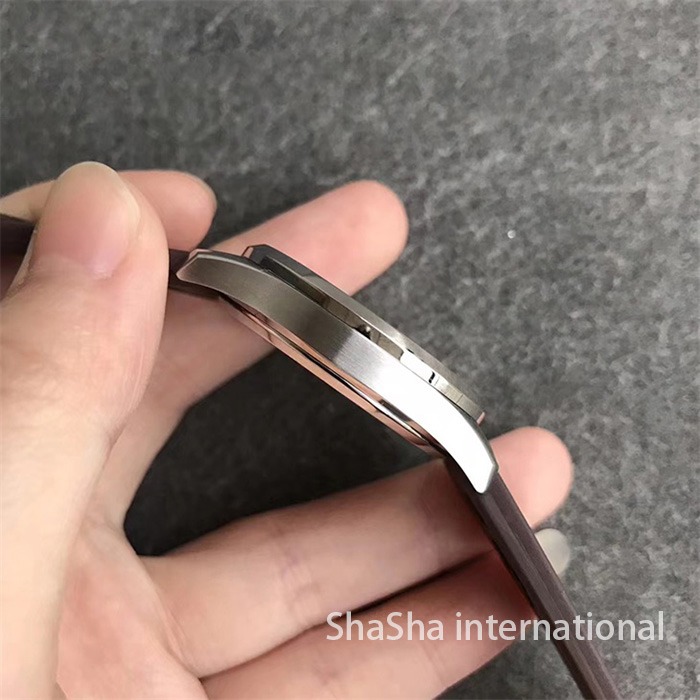 【台湾厂】百达翡丽AQUANAUT 5067系列钻圈咖面一比一精仿女表 (4).jpg