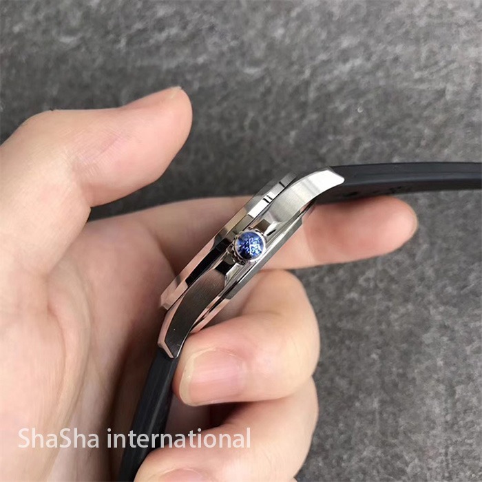 【台湾厂】百达翡丽AQUANAUT 5067系列钻圈黑面一比一精仿女表 (3).jpg