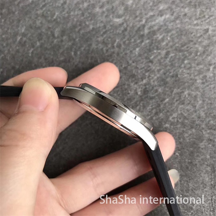 【台湾厂】百达翡丽AQUANAUT 5067系列钻圈黑面一比一精仿女表 (4).jpg