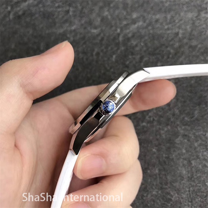 【台湾厂】百达翡丽AQUANAUT 5067系列钻圈白面一比一精仿女表 (3).jpg