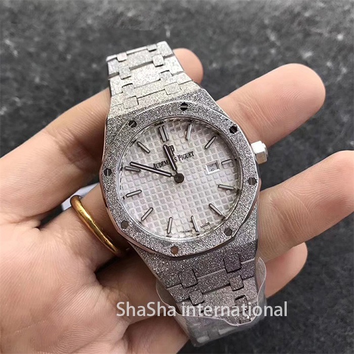 【OM厂】爱彼皇家橡树系列“霜金”女士超薄石英白面一比一精仿手表 (1).jpg