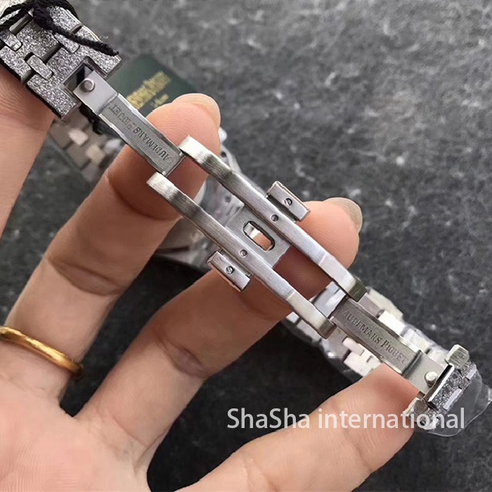 【OM厂】爱彼皇家橡树系列“霜金”女士超薄石英白面一比一精仿手表 (7).jpg