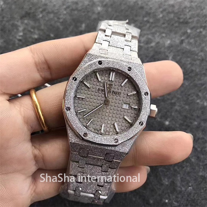 【OM厂】爱彼皇家橡树系列“霜金”女士超薄石英灰面一比一精仿手表 (2).jpg