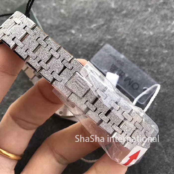 【OM厂】爱彼皇家橡树系列“霜金”女士超薄石英灰面一比一精仿手表 (7).jpg