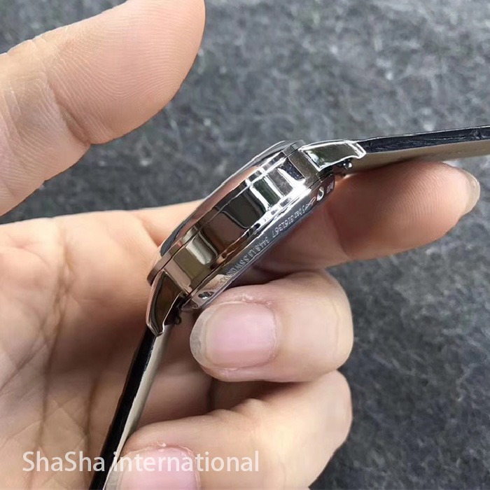 2017日内瓦表展积家约会系列大月相白壳皮带女士精仿手表 (4).jpg