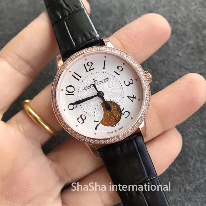 2017日内瓦表展积家约会系列大月相钻圈金壳皮带女士精仿手表 (1).jpg