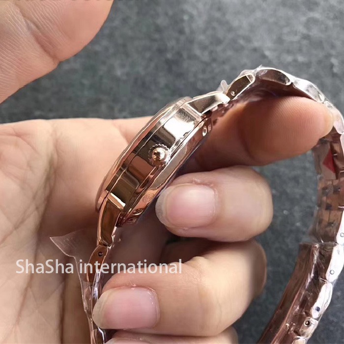 2017日内瓦表展积家约会系列大月相金壳钢带女士精仿手表 (3).jpg