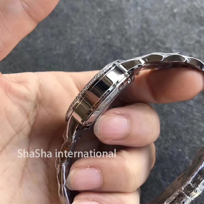 2017日内瓦表展积家约会系列大月相钻圈白壳钢带女士精仿手表 (4).jpg