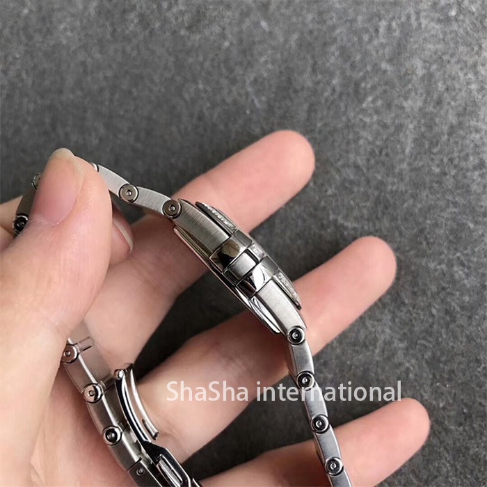 【SSS厂超A】欧米茄（Omega）星座系列白面石英女士一比一精仿手表 (4).jpg