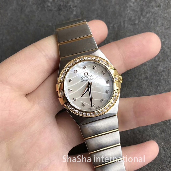 【SSS厂超A】欧米茄（Omega）星座系列白面间金钻圈石英女士一比一精仿手表 (2).jpg