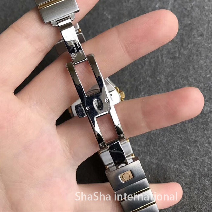 【SSS厂超A】欧米茄（Omega）星座系列白面间金钻圈石英女士一比一精仿手表 (5).jpg