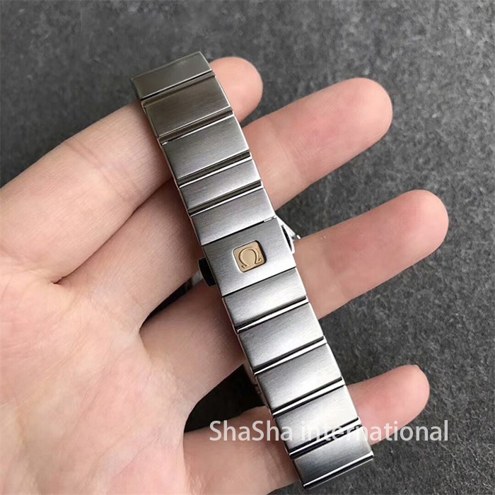 【SSS厂超A】欧米茄（Omega）星座系列白面钻圈石英女士一比一精仿手表 (3).jpg