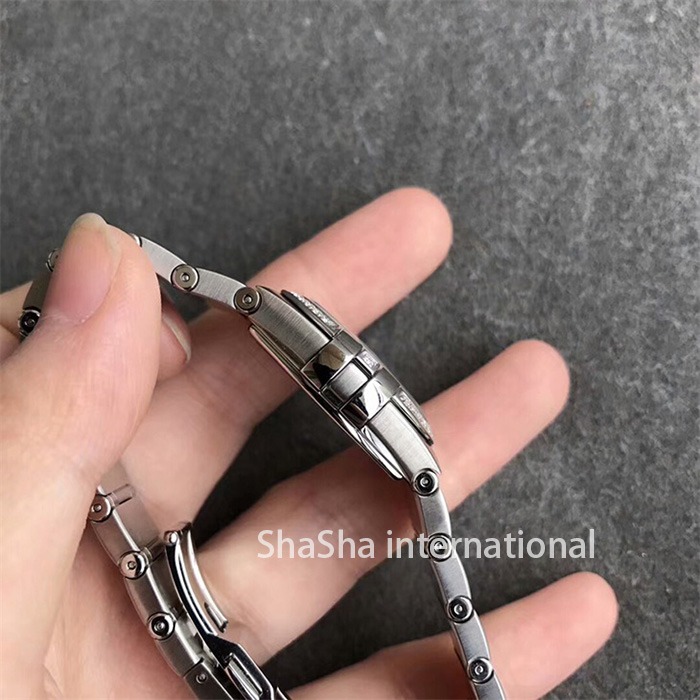 【SSS厂超A】欧米茄（Omega）星座系列白面钻圈石英女士一比一精仿手表 (5).jpg