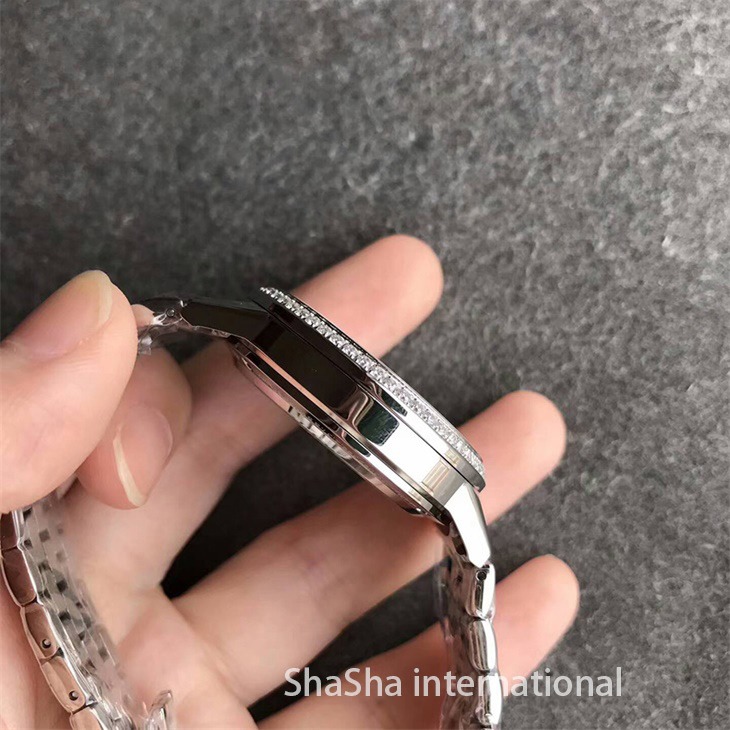 积家约会系列女士贝母面钻圈一比一精仿手表 (4).jpg