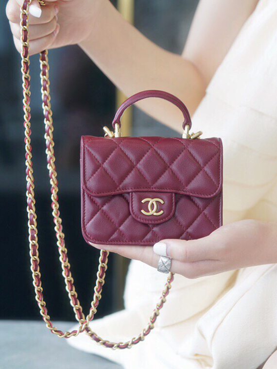 샤넬 플랩 코인 퍼스 탑핸들 체인 B05810