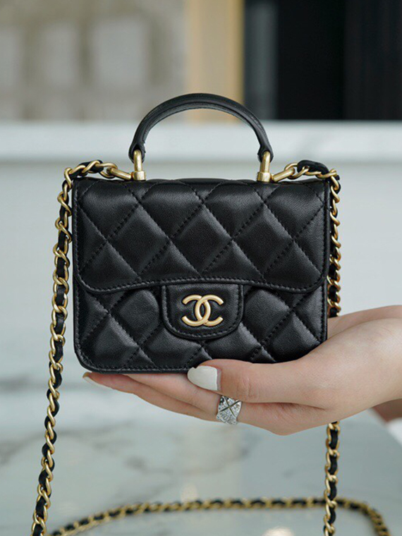 샤넬 플랩 코인 퍼스 탑핸들 체인 B05810