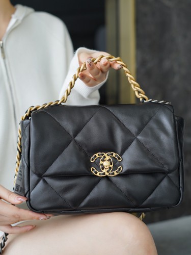 CHANEL-19 맥시 핸드백 (26CM)-1