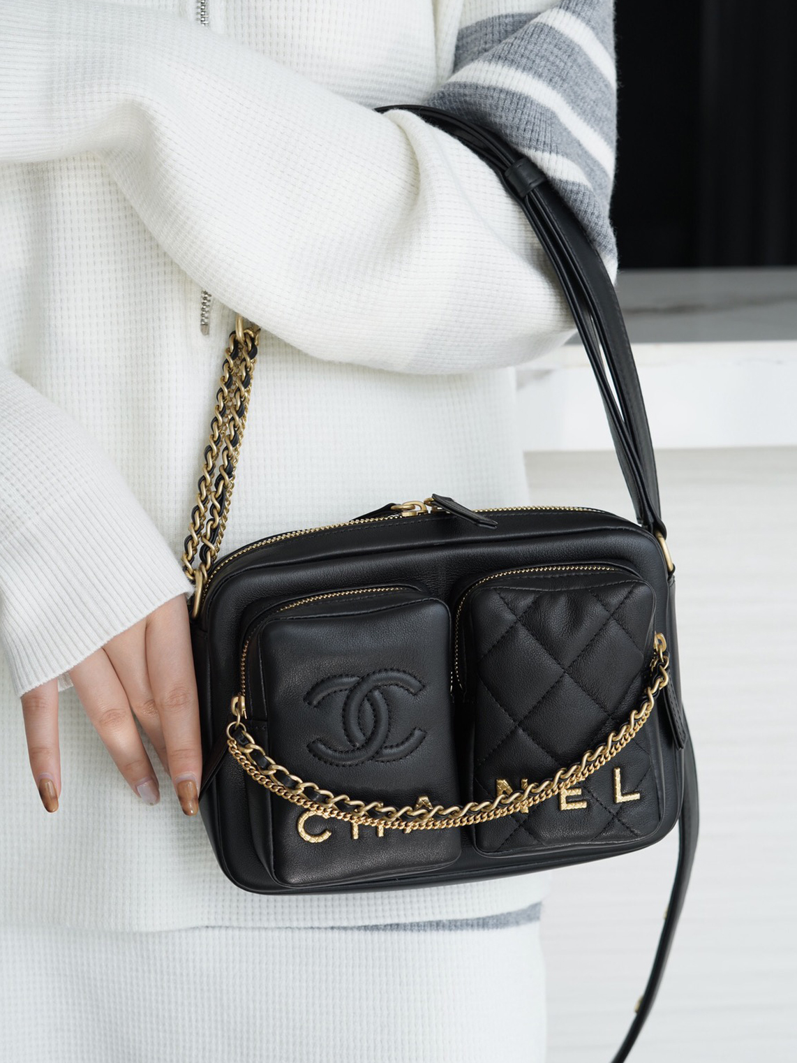 CHANEL-캐비어 크로스백-20
