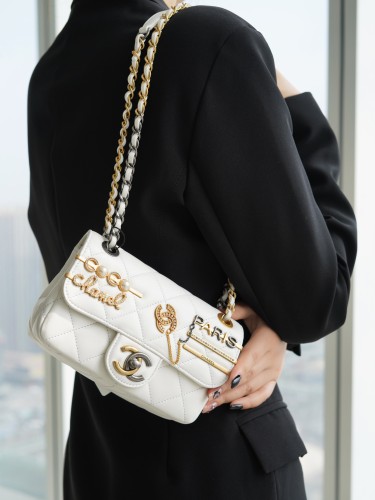 CHANEL-램스킨 플랩 백-40