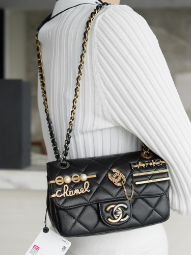 CHANEL-램스킨 플랩 백-42