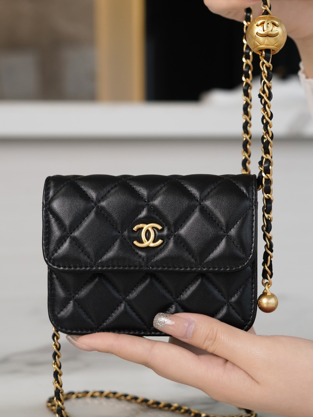 CHANEL-금장 골드볼 미니 웨이스트 체인백-68
