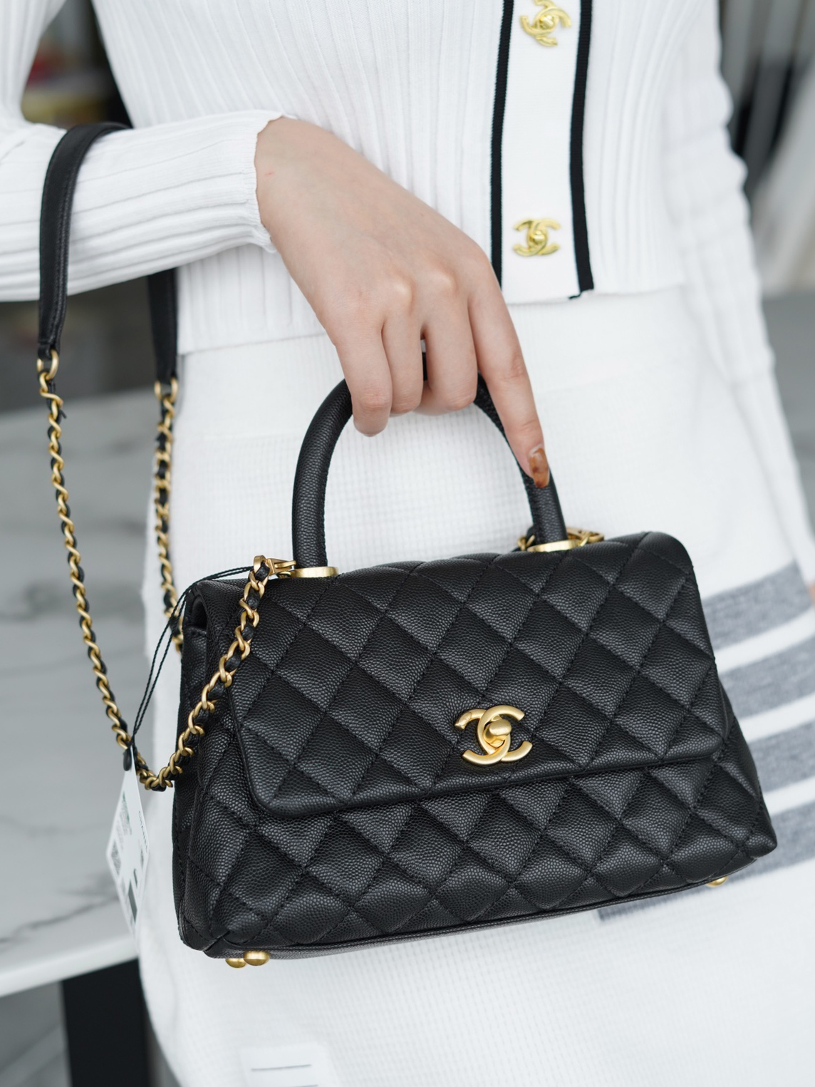 CHANEL코코핸들 플랩백(24CM)--69