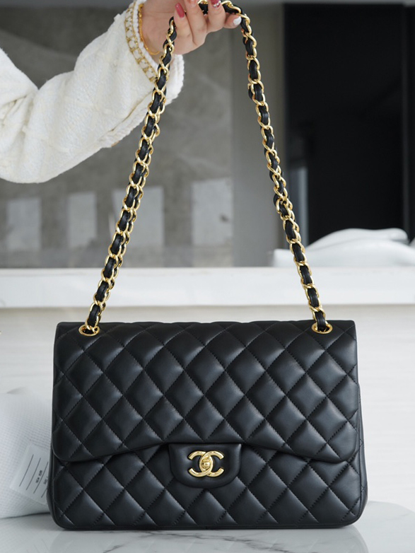 CHANEL-클래식 플랩 백 (30CM)-72
