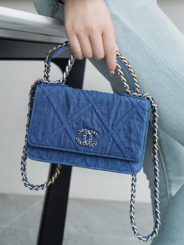 CHANEL-19 데님 백-82