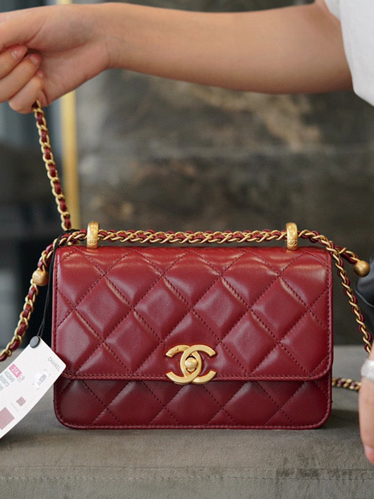 CHANEL-골드볼 체인플랩 크로스백-99