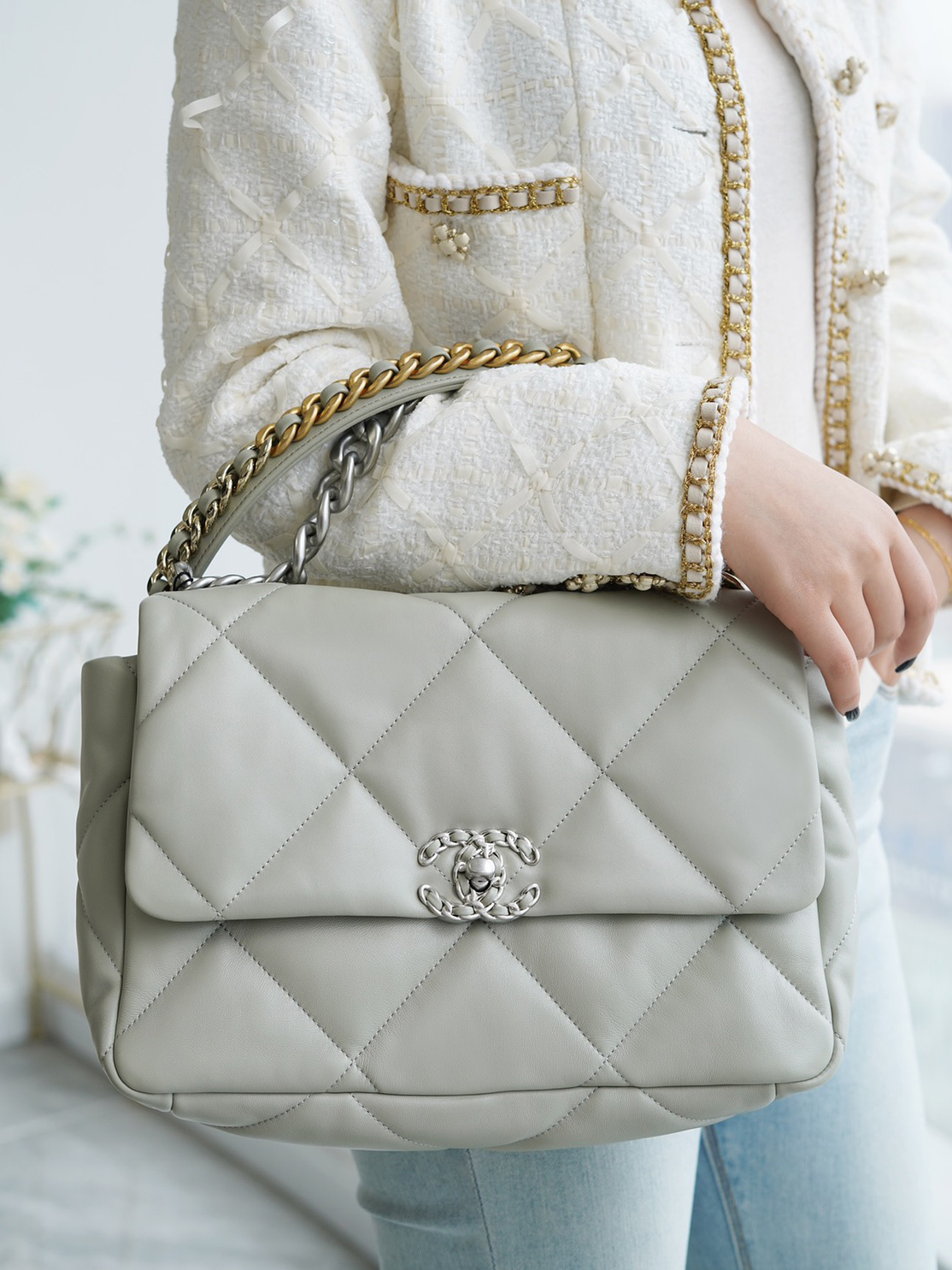 CHANEL-19 핸드백(20CM)-140