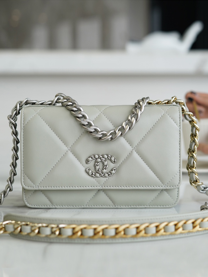 CHANEL-19 백 WOC 크로스백-163