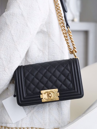 CHANEL-보이 샤넬 플랩 백 ( 12x20x8.5cm )-169