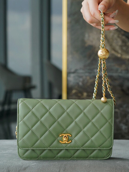 CHANEL-클래식 골드볼 WOC 캐비어 크로스백-184