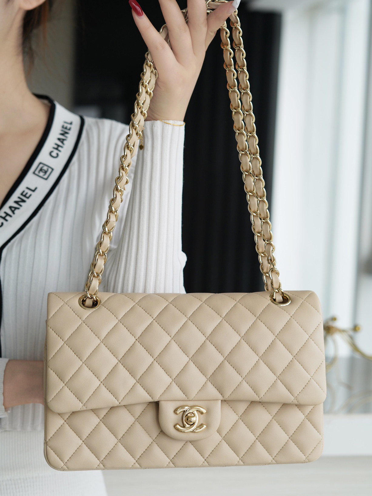 CHANEL-클래식 플랩 백 (25CM)-195