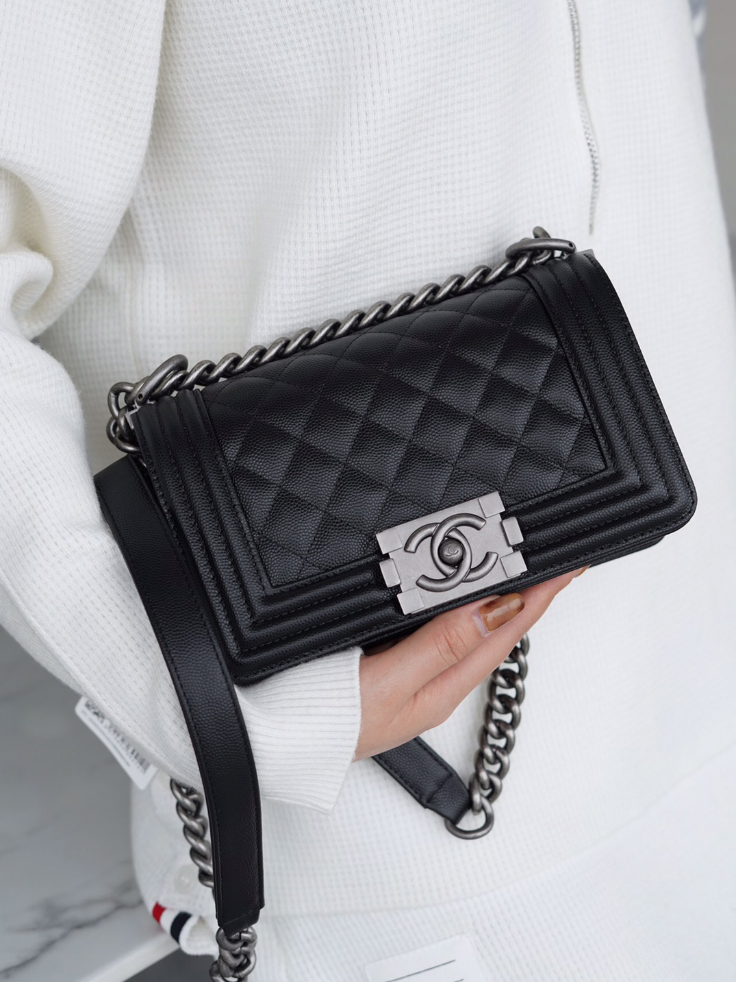 CHANEL-보이 샤넬 플랩 백 ( 12x20x8.5cm )-213