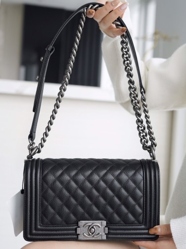 CHANEL-보이 샤넬 플랩 백 ( 15x25x9cm )-214