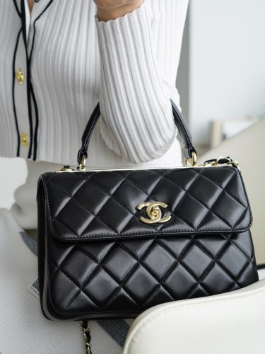 CHANEL-코코핸들 플랩백(25CM)-231