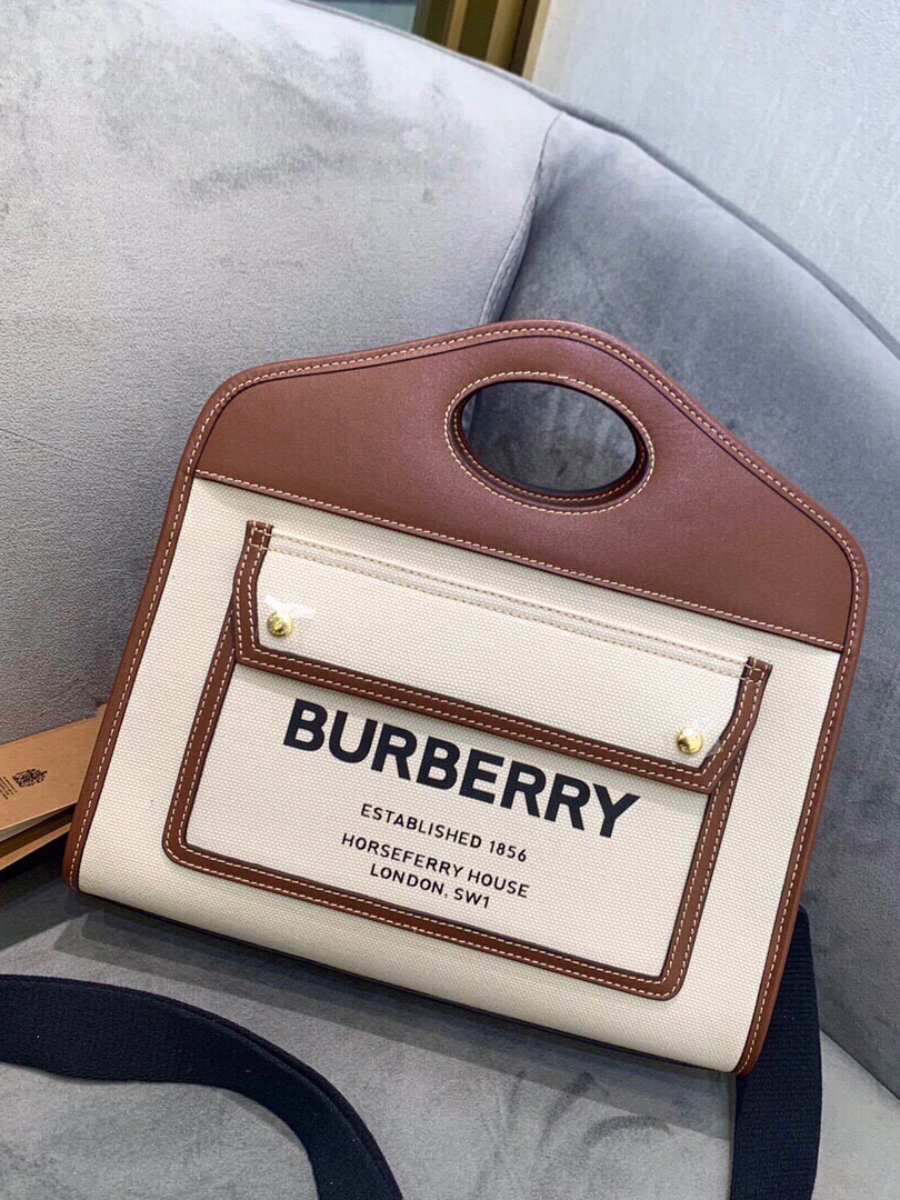BURBERRY-버버리 투톤 캔버스 레더 포켓 토트-40