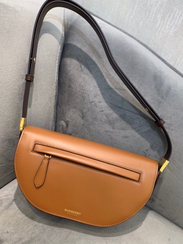 BURBERRY-버버리 투톤 레더 올림피아 백-77