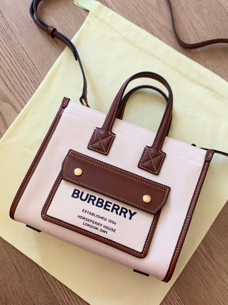 BURBERRY-버버리 투톤 캔버스 레더 프레야 토트-82