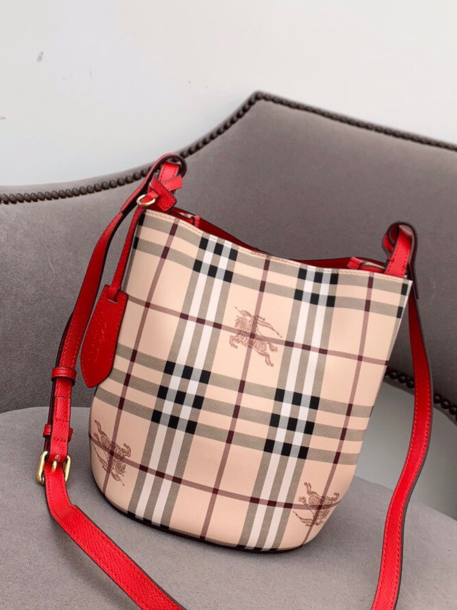BURBERRY-버버리 헤이마켓 체크 버킷백-92