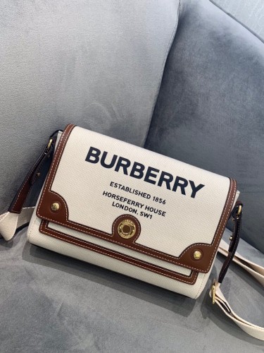BURBERRY-버버리 호스페리 프린트 캔버스 노트 크로스바디 백-105
