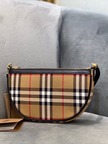 BURBERRY-버버리 빈티지 체크 코튼 올림피아 파우치-112