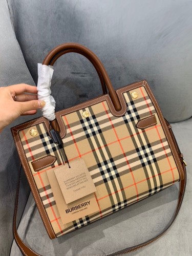 BURBERRY-버버리 레더 빈티지 투 핸들 타이틀 백-115