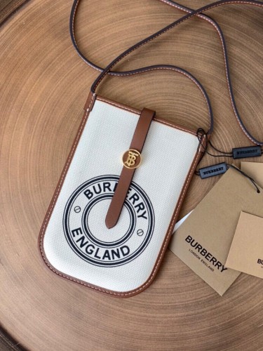 BURBERRY-버버리 스트랩 로고 그래픽 폰 크로스백-119