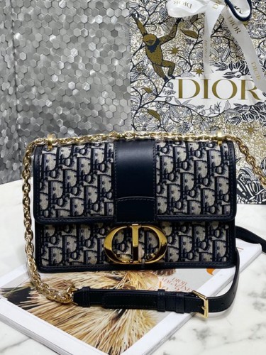 DO-1-30 몽테인백-147