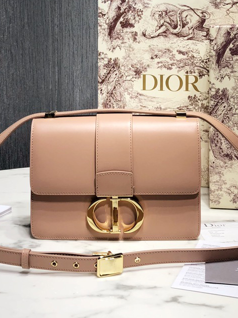 DO-1-30 몽테인백-157